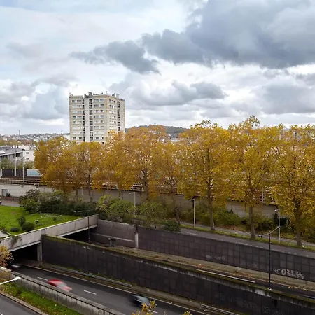 Rueil-malmaison Отель Нантерр