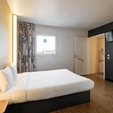 Rueil-malmaison Nanterre