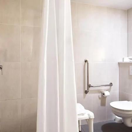 Rueil-malmaison Hotel Nanterre