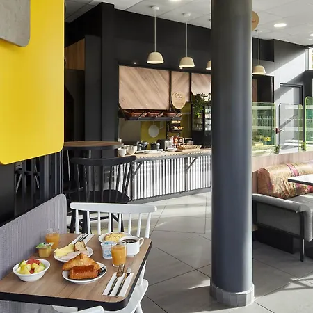 Rueil-malmaison Hotel