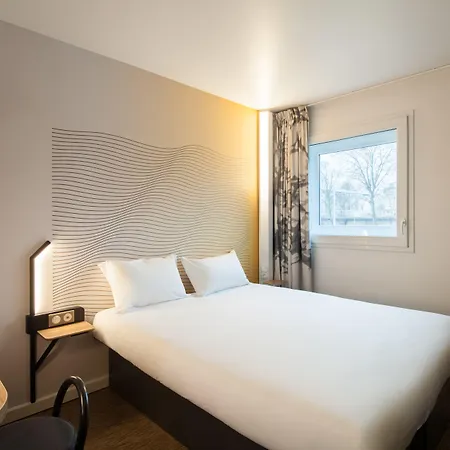 Rueil-malmaison Otel 3*