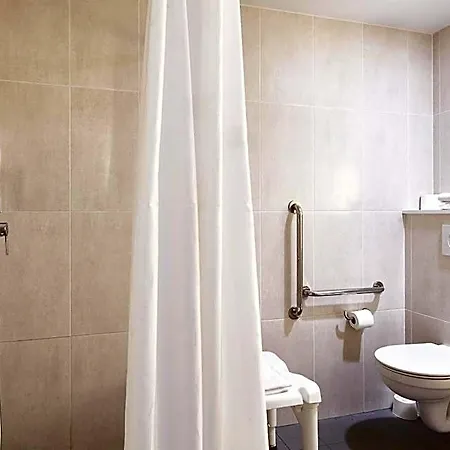 Rueil-malmaison Hotel