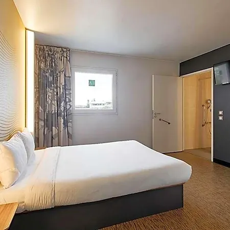 Hotel Rueil-malmaison 3*