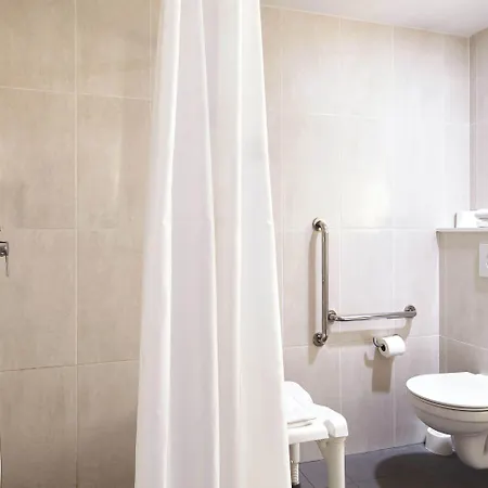 Szálloda Rueil-malmaison 3*