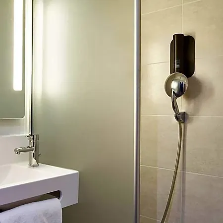 Rueil-malmaison 3* Nanterre