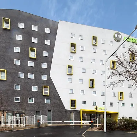 ホテル Rueil-malmaison ナンテール