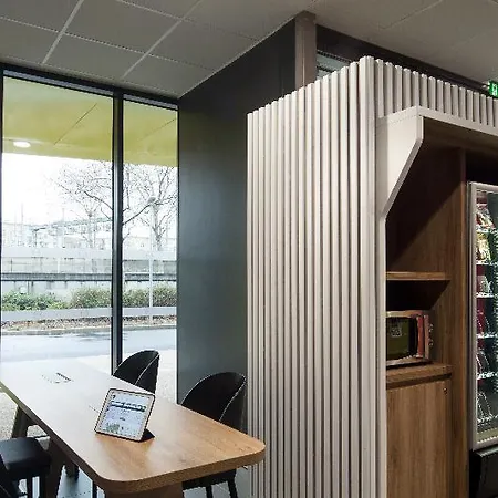 Rueil-malmaison Szálloda Nanterre
