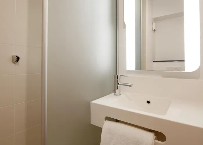 Отель Rueil-malmaison