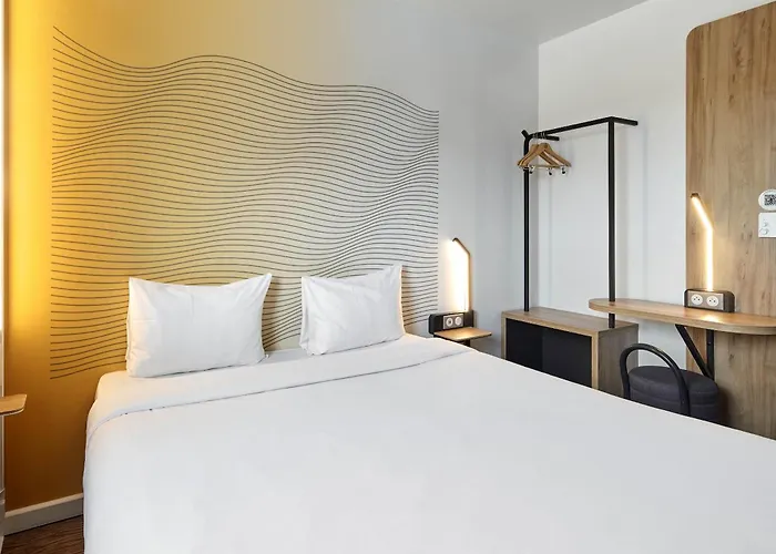 Отель Rueil-malmaison