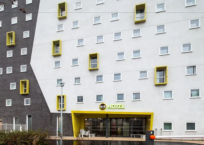 Rueil-malmaison Нантерр